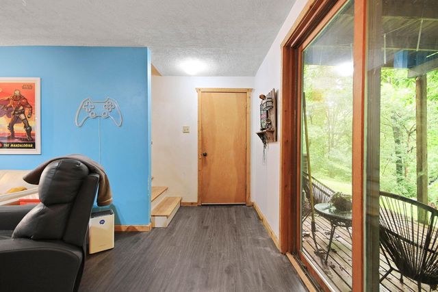 3900 N MEYERSON DR, Columbia, MO 65202