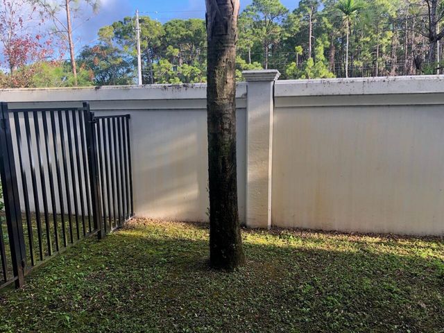 6919 Pines Circle, Coconut Creek, FL 33073