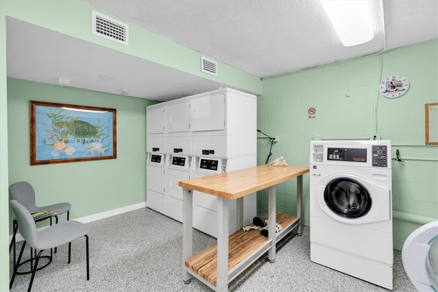 1847 SHORE DRIVE S 419, South Pasadena, FL 33707