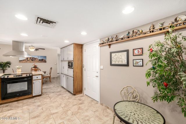 1144 S MAIN Drive, Apache Junction, AZ 85120