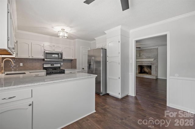 1735 Windyrush Lane, Gastonia, NC 28054