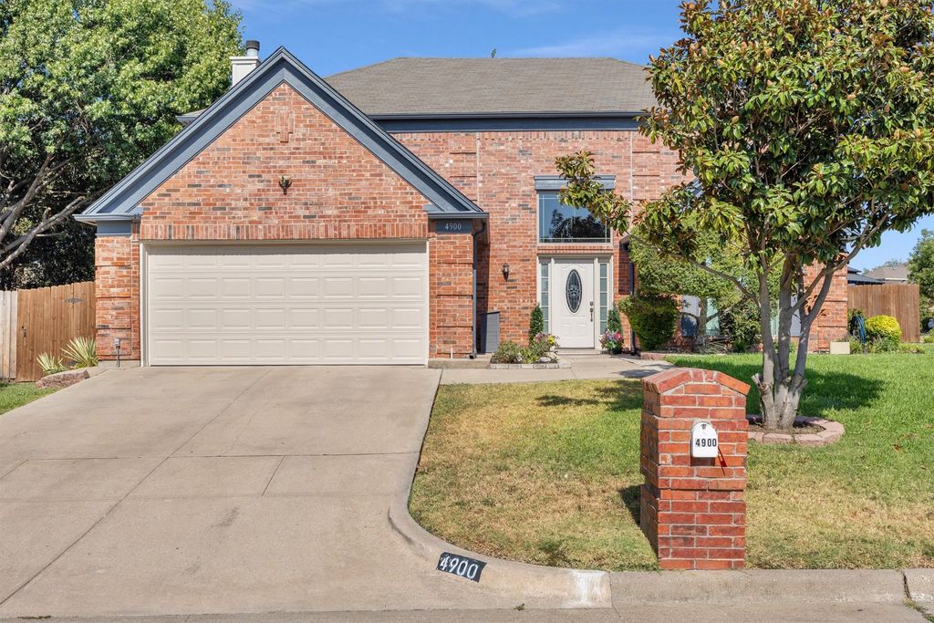 4900 Hibiscus Drive, Arlington, TX 76018 — photo 2