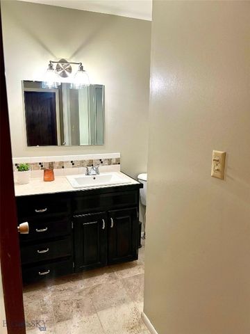 6235 Leonard Street, Manhattan, MT 59741
