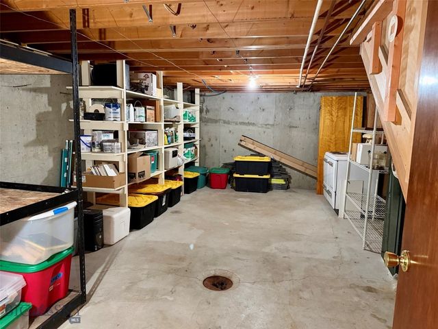6235 Leonard Street, Manhattan, MT 59741
