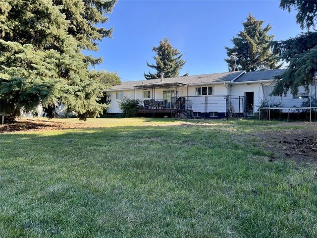 6235 Leonard Street, Manhattan, MT 59741