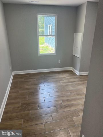 701 FARMINGTON RD W, Accokeek, MD 20607