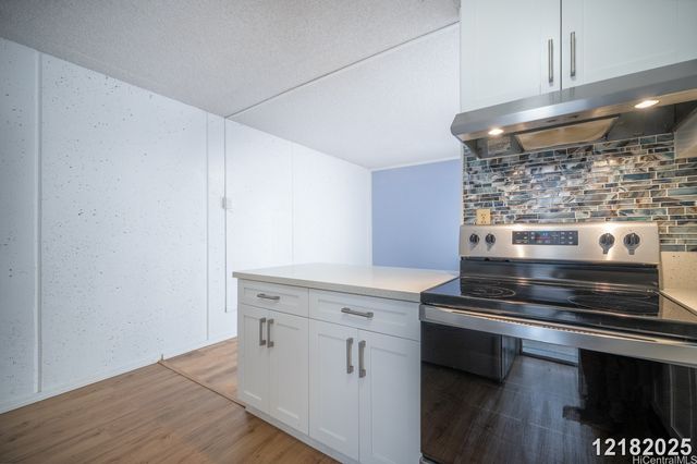 95-014 Waihonu Street D801, Honolulu, HI 96789