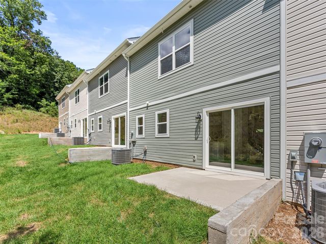 18 Bessie Luther Boulevard unit 40, Candler, NC 28715