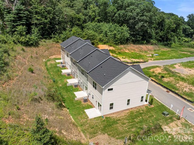 18 Bessie Luther Boulevard unit 40, Candler, NC 28715