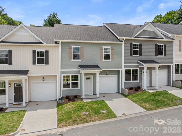 18 Bessie Luther Boulevard unit 40, Candler, NC 28715