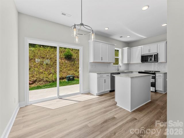 18 Bessie Luther Boulevard unit 40, Candler, NC 28715