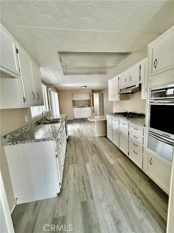 2205 W Acacia Ave 87, Hemet, CA 92545