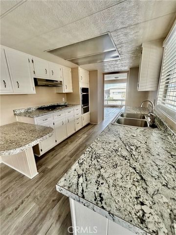 2205 W Acacia Ave 87, Hemet, CA 92545