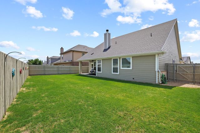 907 Swift Drive, Sherman, TX 75092