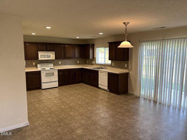 609 Magna Drive, Durham, NC 27703