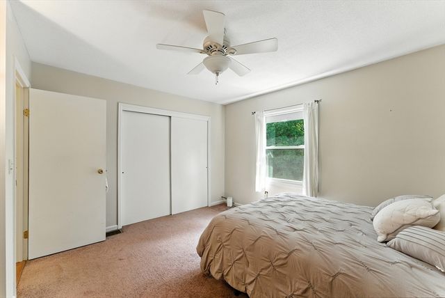 73 Yorktown Drive 73, Springfield, MA 01108