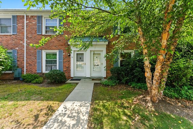 73 Yorktown Drive 73, Springfield, MA 01108