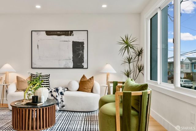 2210 39th Avenue, San Francisco, CA 94116