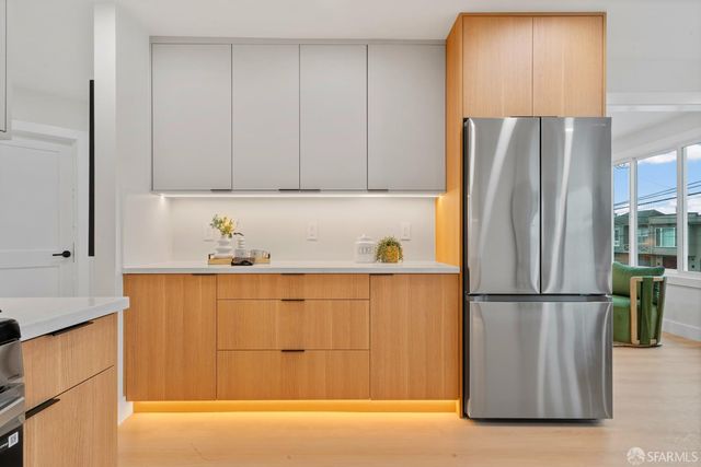 2210 39th Avenue, San Francisco, CA 94116
