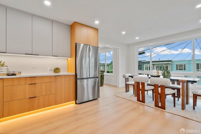 2210 39th Avenue, San Francisco, CA 94116