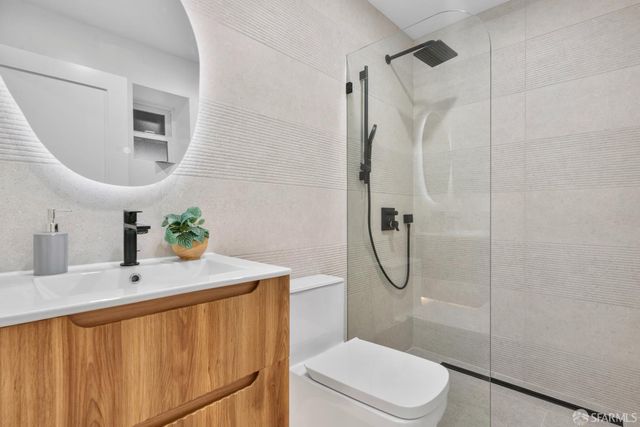 2210 39th Avenue, San Francisco, CA 94116