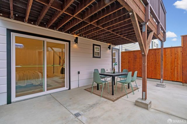 2210 39th Avenue, San Francisco, CA 94116