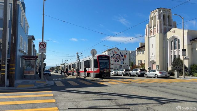 2210 39th Avenue, San Francisco, CA 94116
