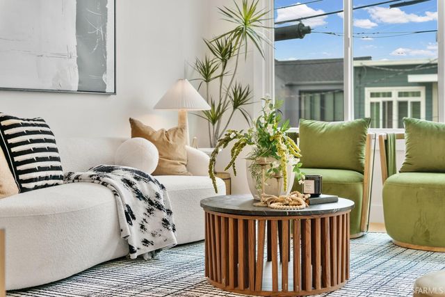 2210 39th Avenue, San Francisco, CA 94116