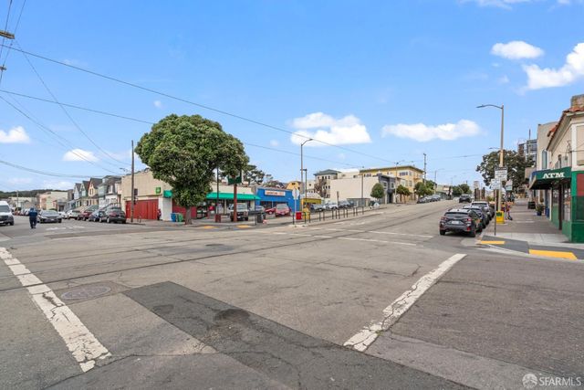2210 39th Avenue, San Francisco, CA 94116