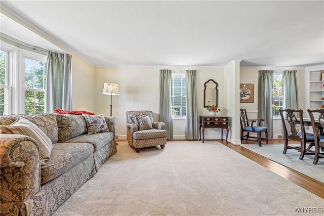 40 Morningside Lane, Amherst, NY 14221