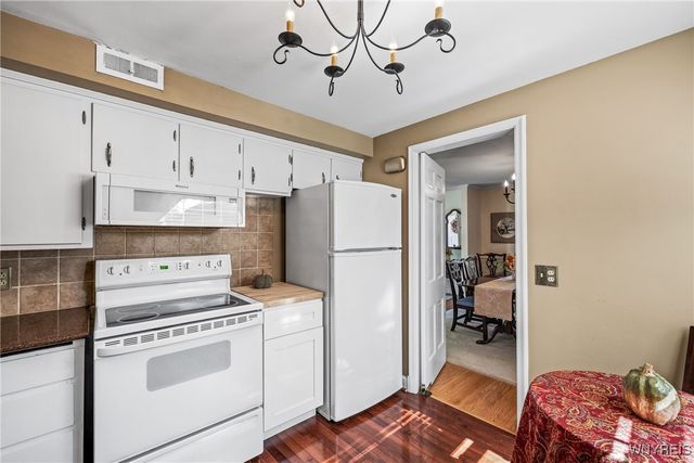 40 Morningside Lane, Amherst, NY 14221