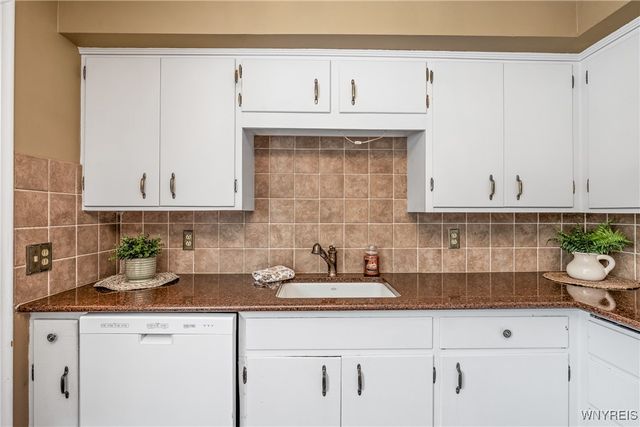 40 Morningside Lane, Amherst, NY 14221