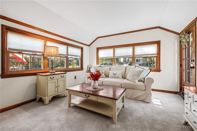 40 Morningside Lane, Amherst, NY 14221