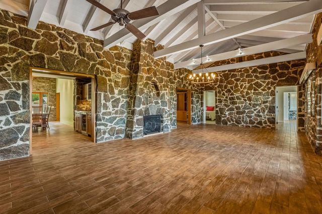 2350 S Araby Drive, Palm Springs, CA 92264