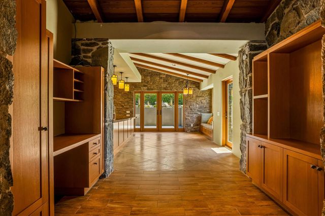 2350 S Araby Drive, Palm Springs, CA 92264