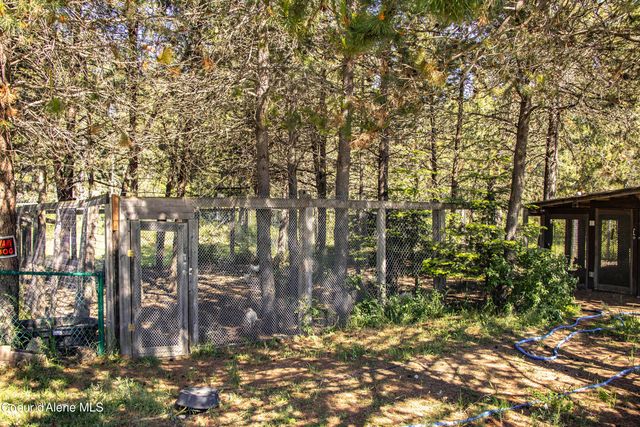 871 Foothill DR, Athol, ID 83801