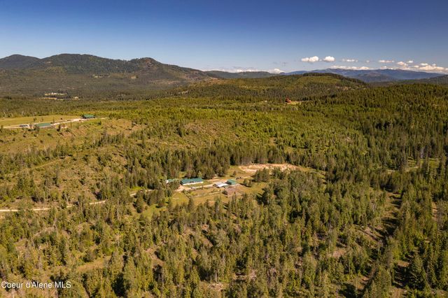 871 Foothill DR, Athol, ID 83801