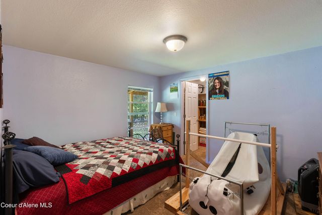 871 Foothill DR, Athol, ID 83801