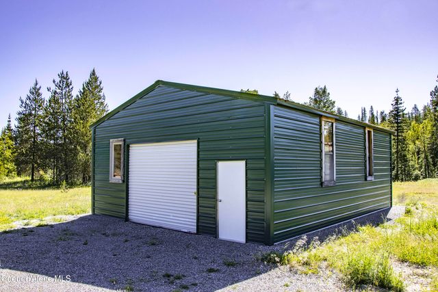 871 Foothill DR, Athol, ID 83801