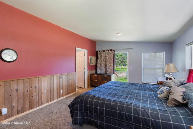 871 Foothill DR, Athol, ID 83801