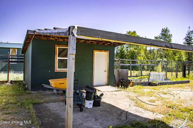 871 Foothill DR, Athol, ID 83801