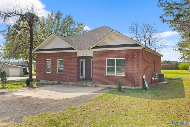 19259 Runway Street, Athens, AL 35614