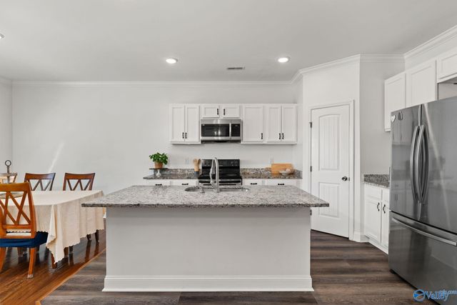 19259 Runway Street, Athens, AL 35614