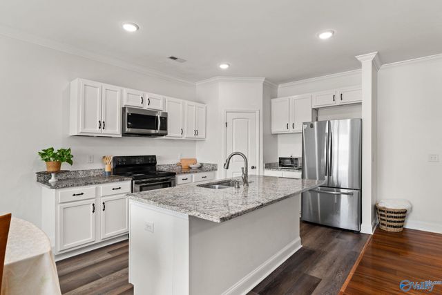 19259 Runway Street, Athens, AL 35614