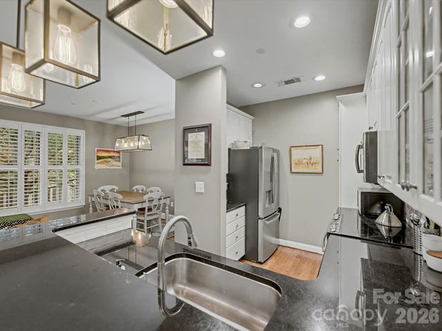 400 N Church Street 236, Charlotte, NC 28202