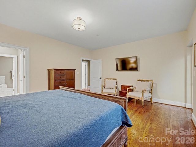 400 N Church Street 236, Charlotte, NC 28202