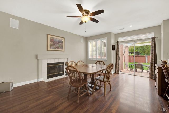 805 Gazebo Ct, Suisun City, CA 94585