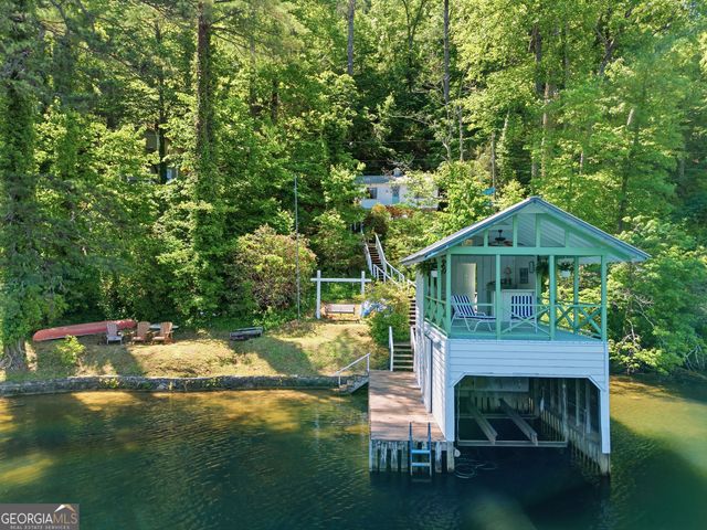 6448 Crow Creek Road, Lakemont, GA 30552