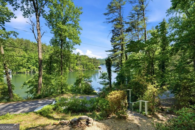 6448 Crow Creek Road, Lakemont, GA 30552
