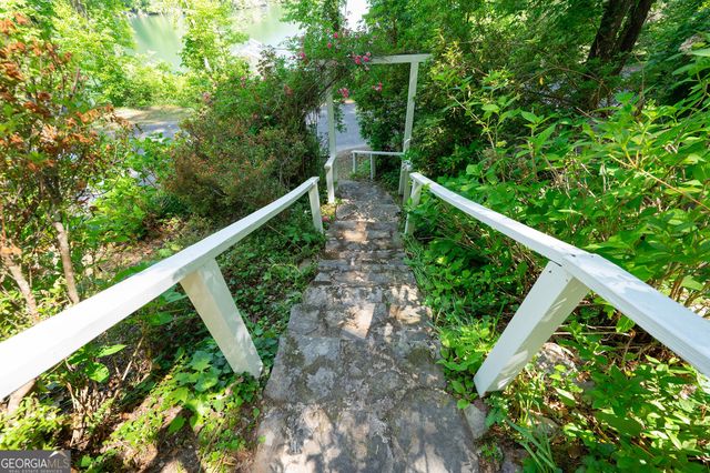 6448 Crow Creek Road, Lakemont, GA 30552